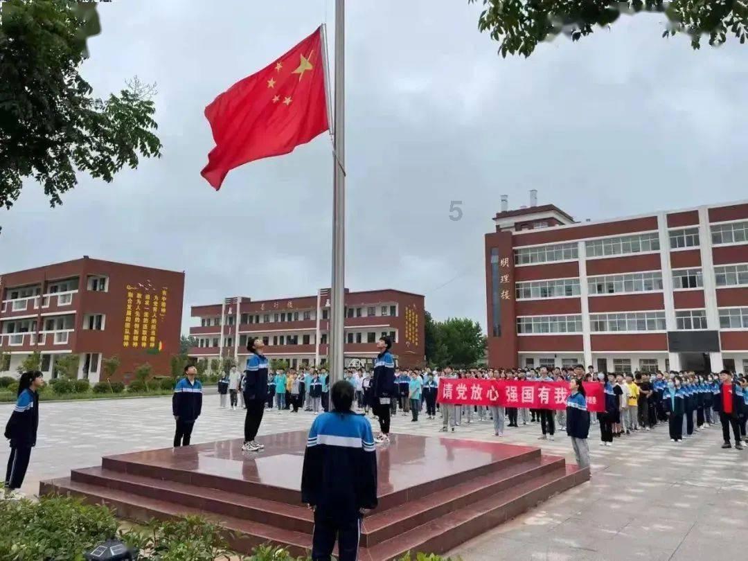 甜美公主的绚丽装扮